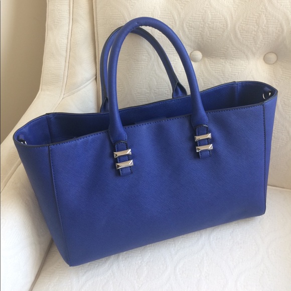 Blue Banana Republic purse - Picture 1 of 12